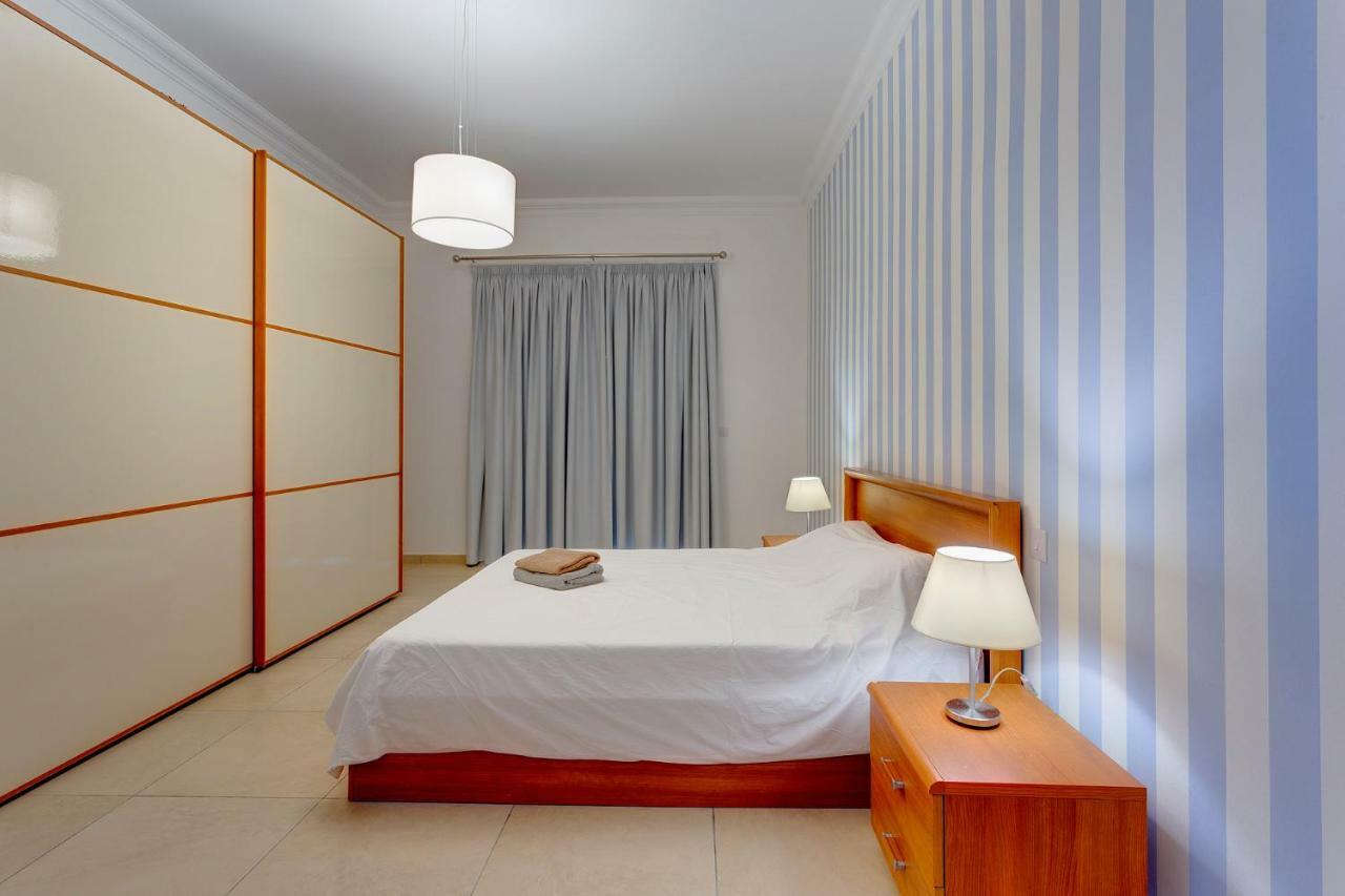 Apartment In Fort Cambridge With Pool Sliema Exterior foto